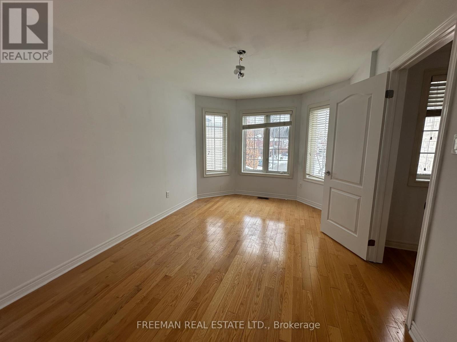 1 Humber Forest Court, Vaughan, Ontario  L4H 1N3 - Photo 20 - N12792610