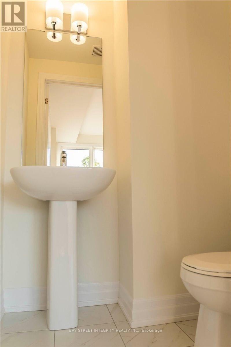 7 - 2267 Major Mackenzie Drive W, Vaughan, Ontario  L6A 5A8 - Photo 4 - N12792616