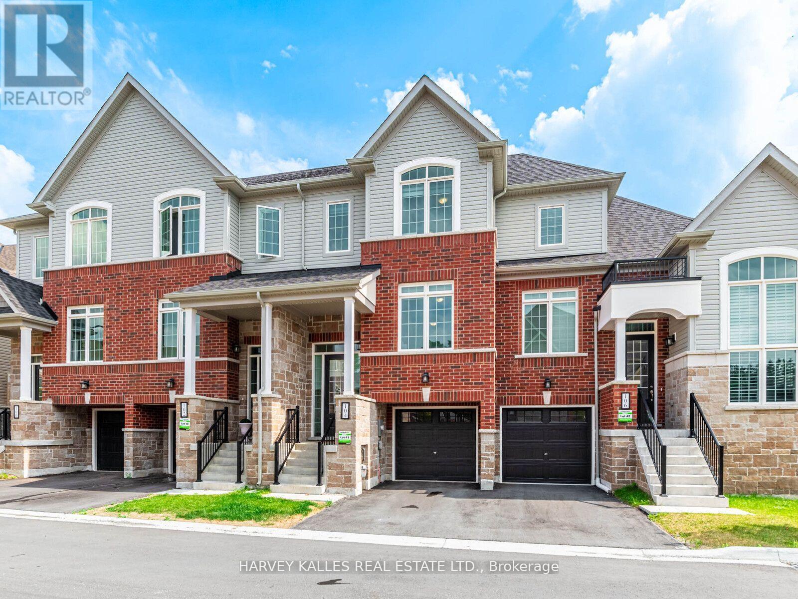 104 LYALL STOKES CIRCLE, east gwillimbury (mt albert), Ontario