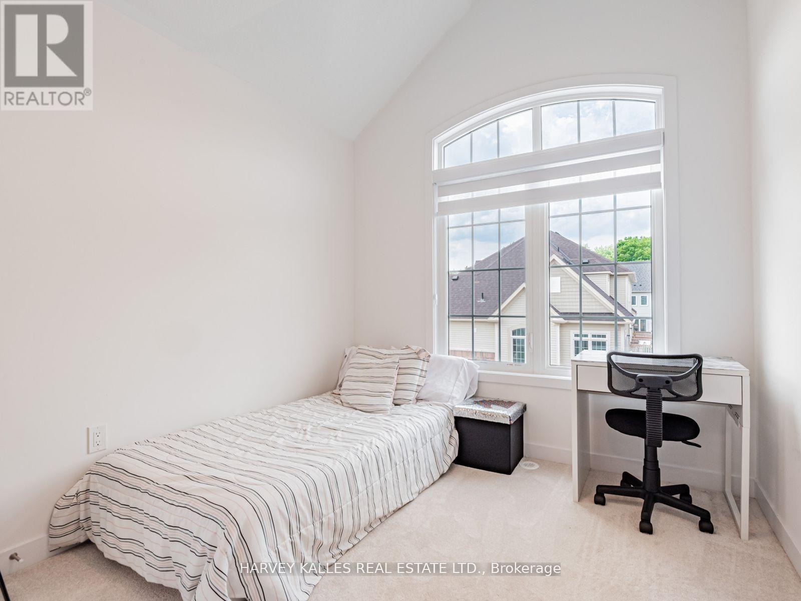 104 Lyall Stokes Circle, East Gwillimbury (Mt Albert), Ontario  L0G 1M0 - Photo 23 - N12792630