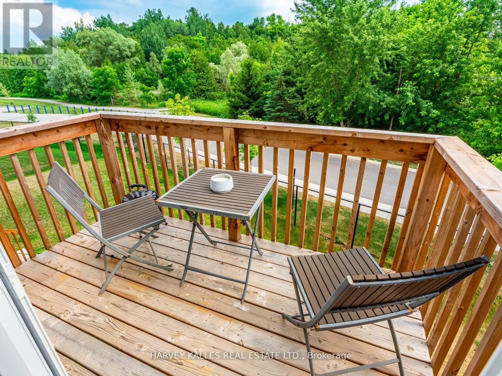 104 Lyall Stokes Circle, East Gwillimbury (Mt Albert), Ontario  L0G 1M0 - Photo 30 - N12792630