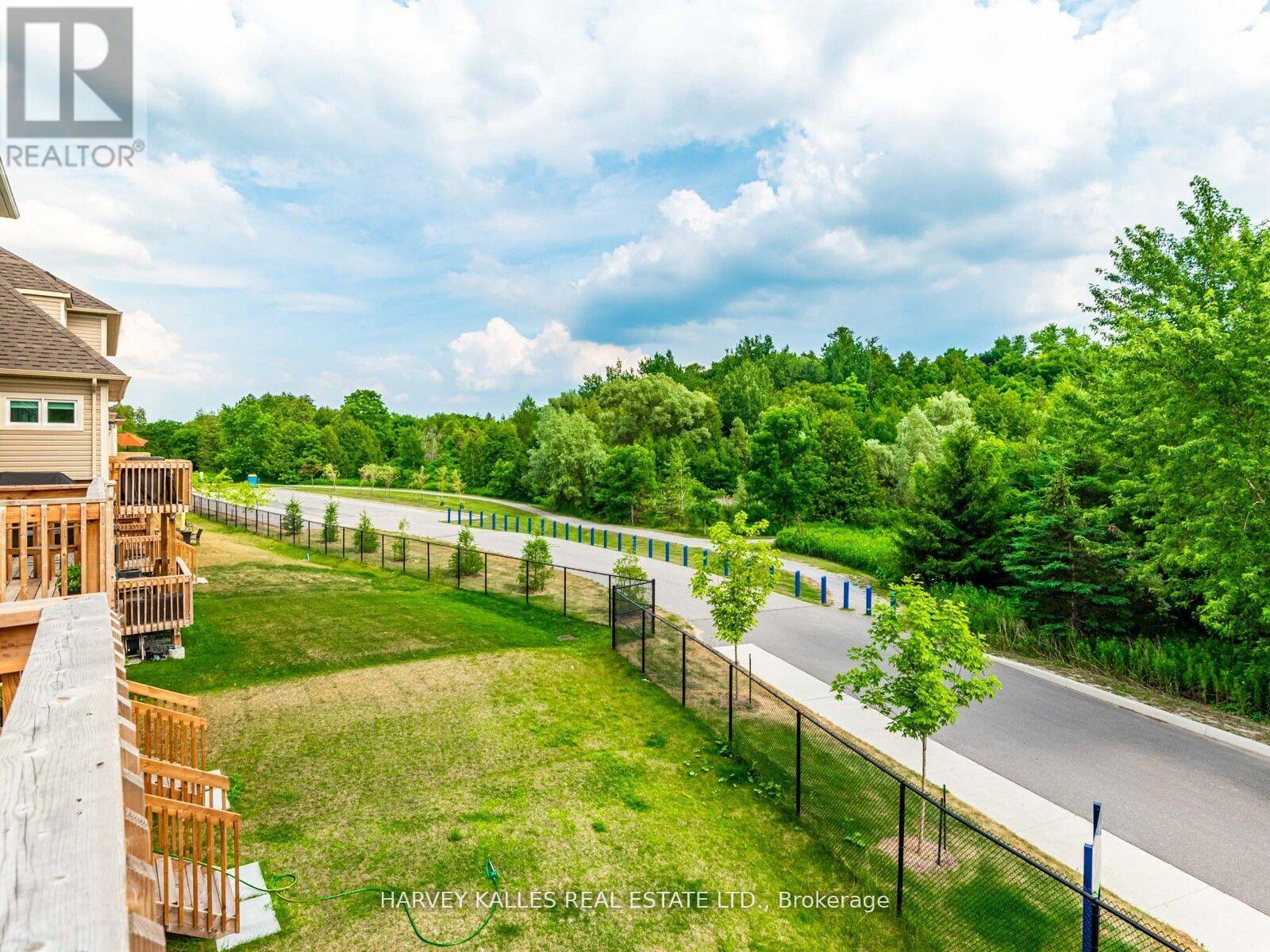 104 Lyall Stokes Circle, East Gwillimbury (Mt Albert), Ontario  L0G 1M0 - Photo 31 - N12792630