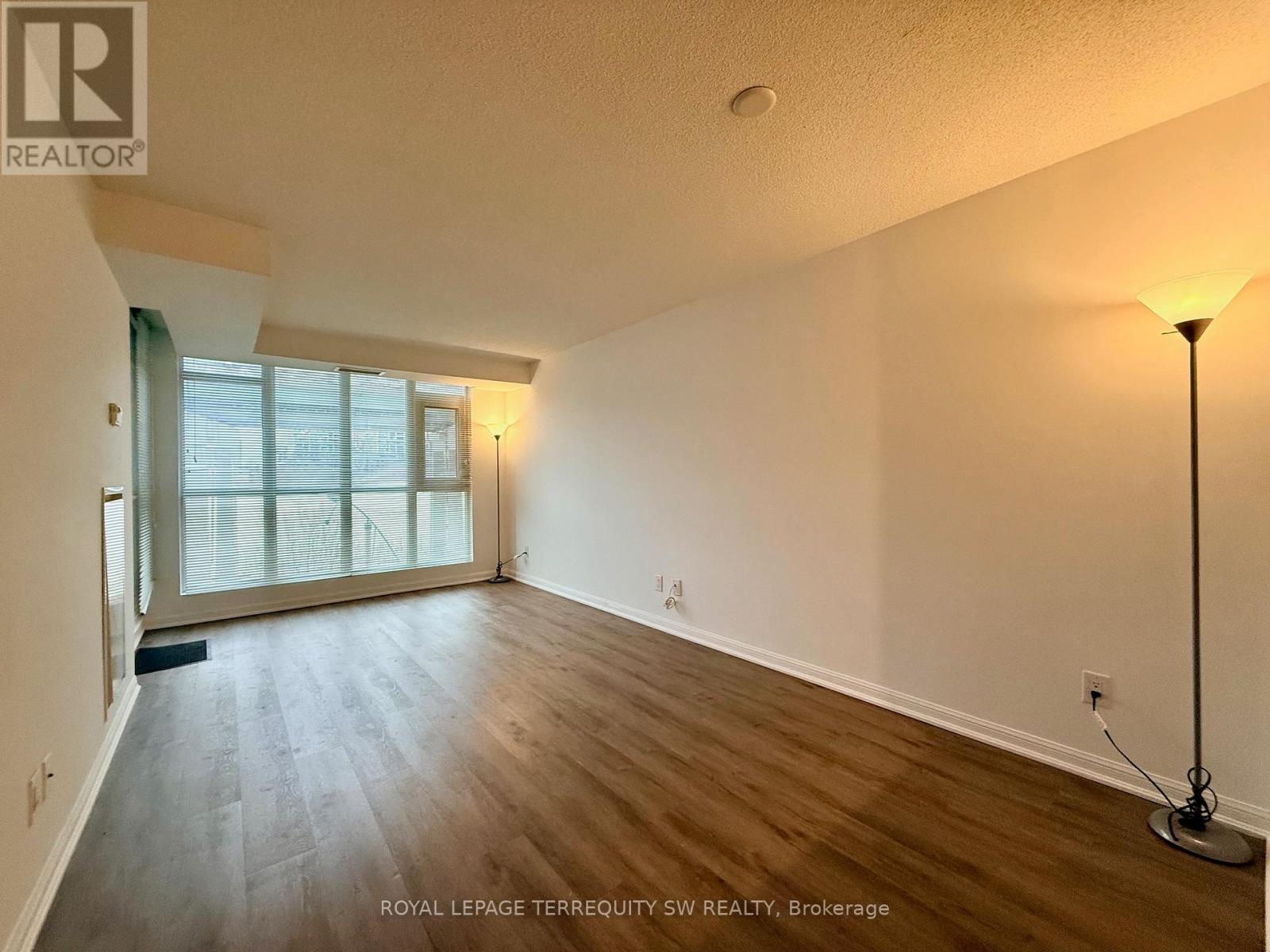 625 - 35 Bastion Street, Toronto, Ontario  M5V 0C2 - Photo 3 - C12789628