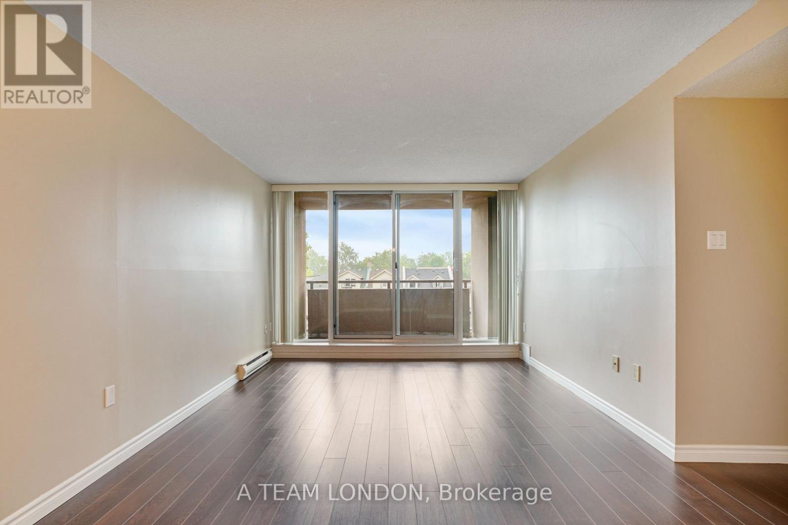 407 - 155 Kent Street, London East, Ontario  N6A 5N7 - Photo 14 - X12428045