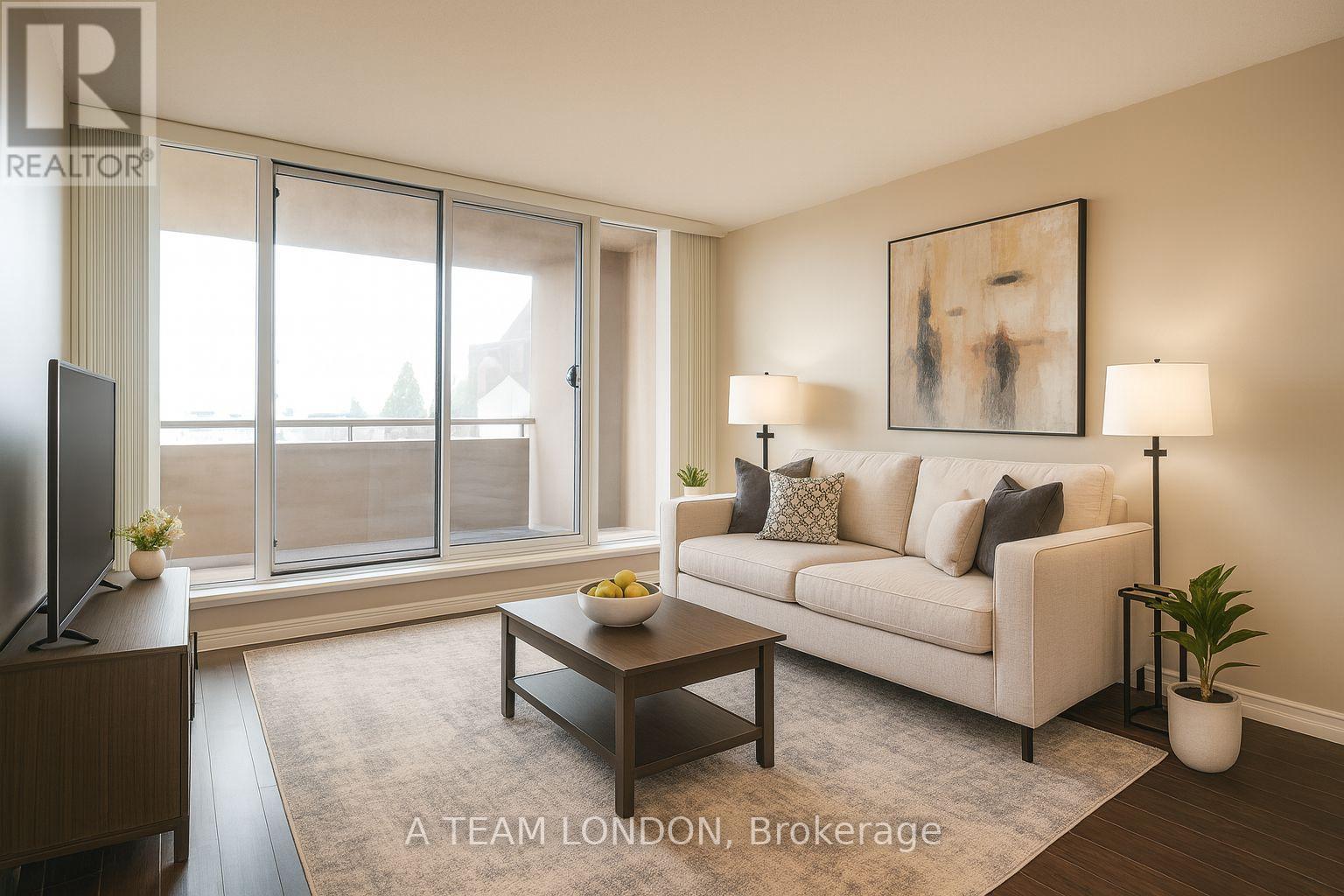 407 - 155 Kent Street, London East, Ontario  N6A 5N7 - Photo 2 - X12428045