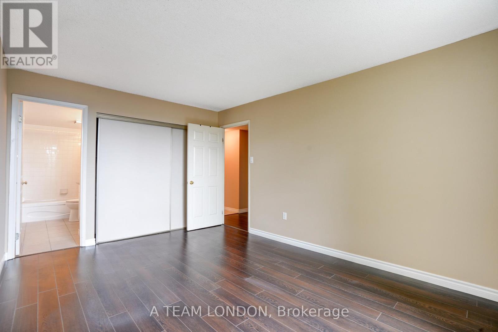 407 - 155 Kent Street, London East, Ontario  N6A 1L5 - Photo 12 - X12499638