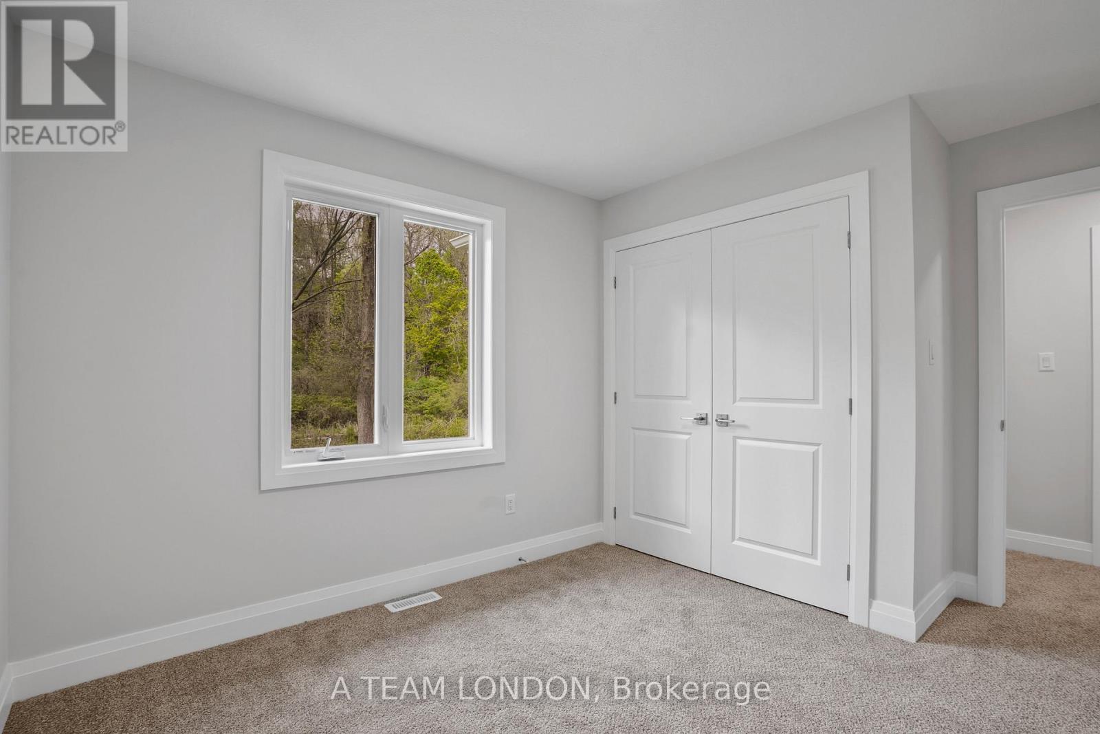 72 The Promenade, Central Elgin, Ontario  N5L 1C5 - Photo 32 - X12600904