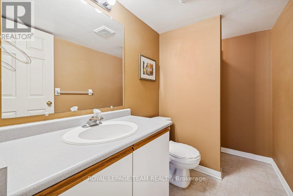 4298 Sunwood Crescent, Ottawa, Ontario  K1J 1B8 - Photo 25 - X12792556