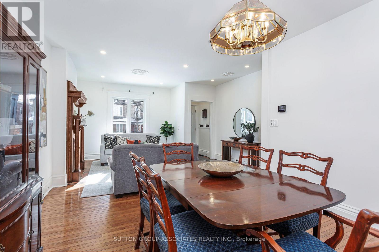 14 Westminster Avenue, Toronto, Ontario  M6R 1N4 - Photo 14 - W12792432