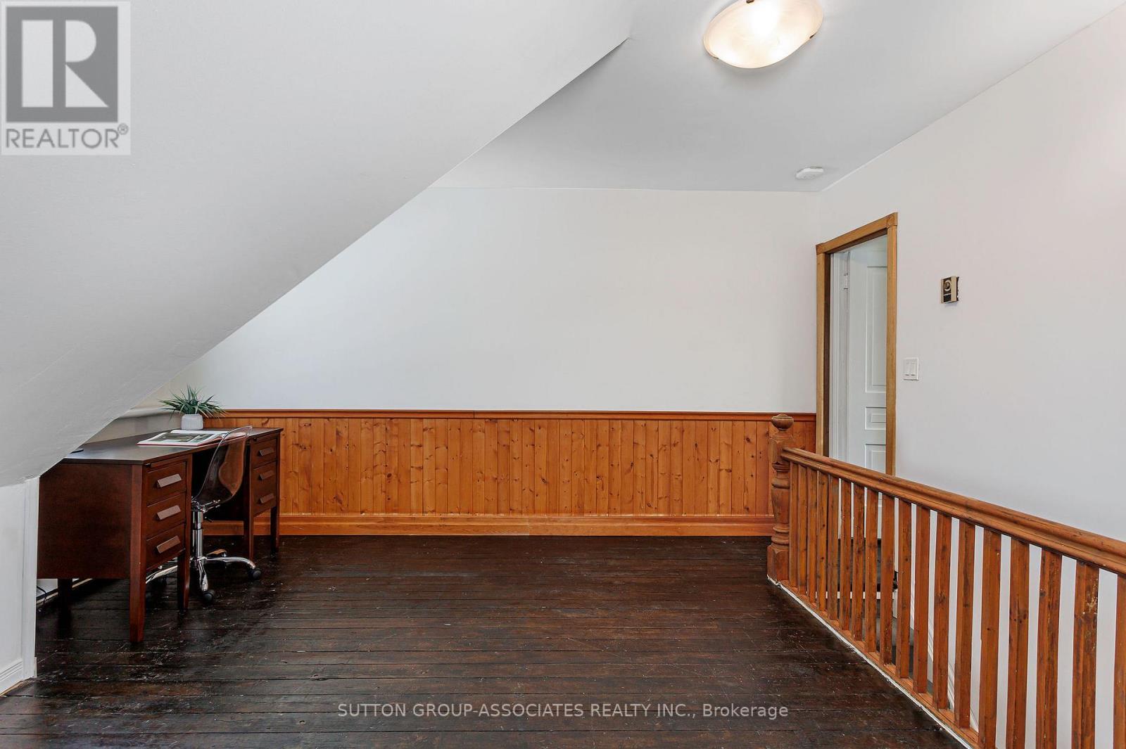 14 Westminster Avenue, Toronto, Ontario  M6R 1N4 - Photo 30 - W12792432