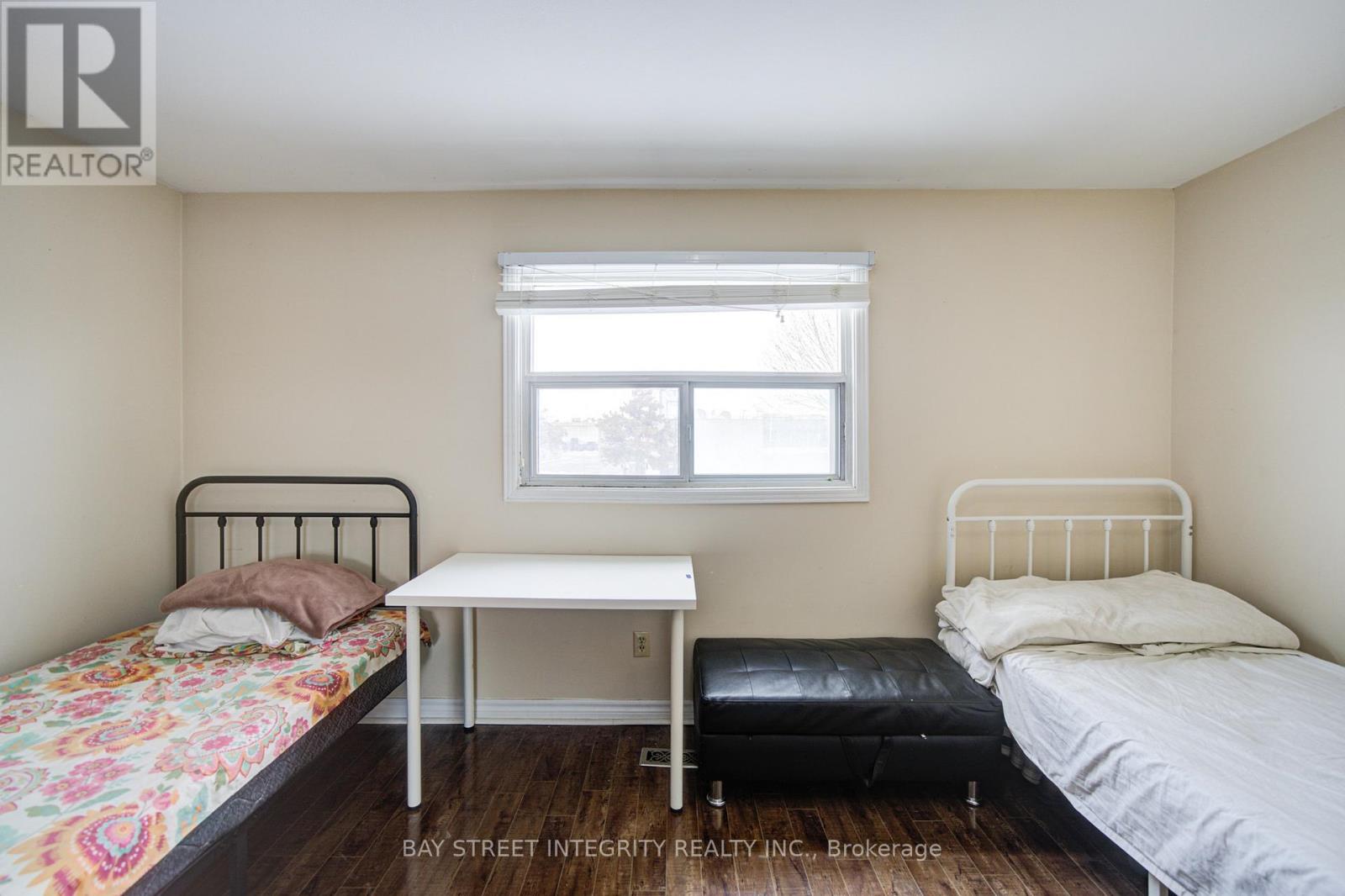 107 Autumn Glen Circle, Toronto, Ontario  M9W 6B3 - Photo 28 - W12792470