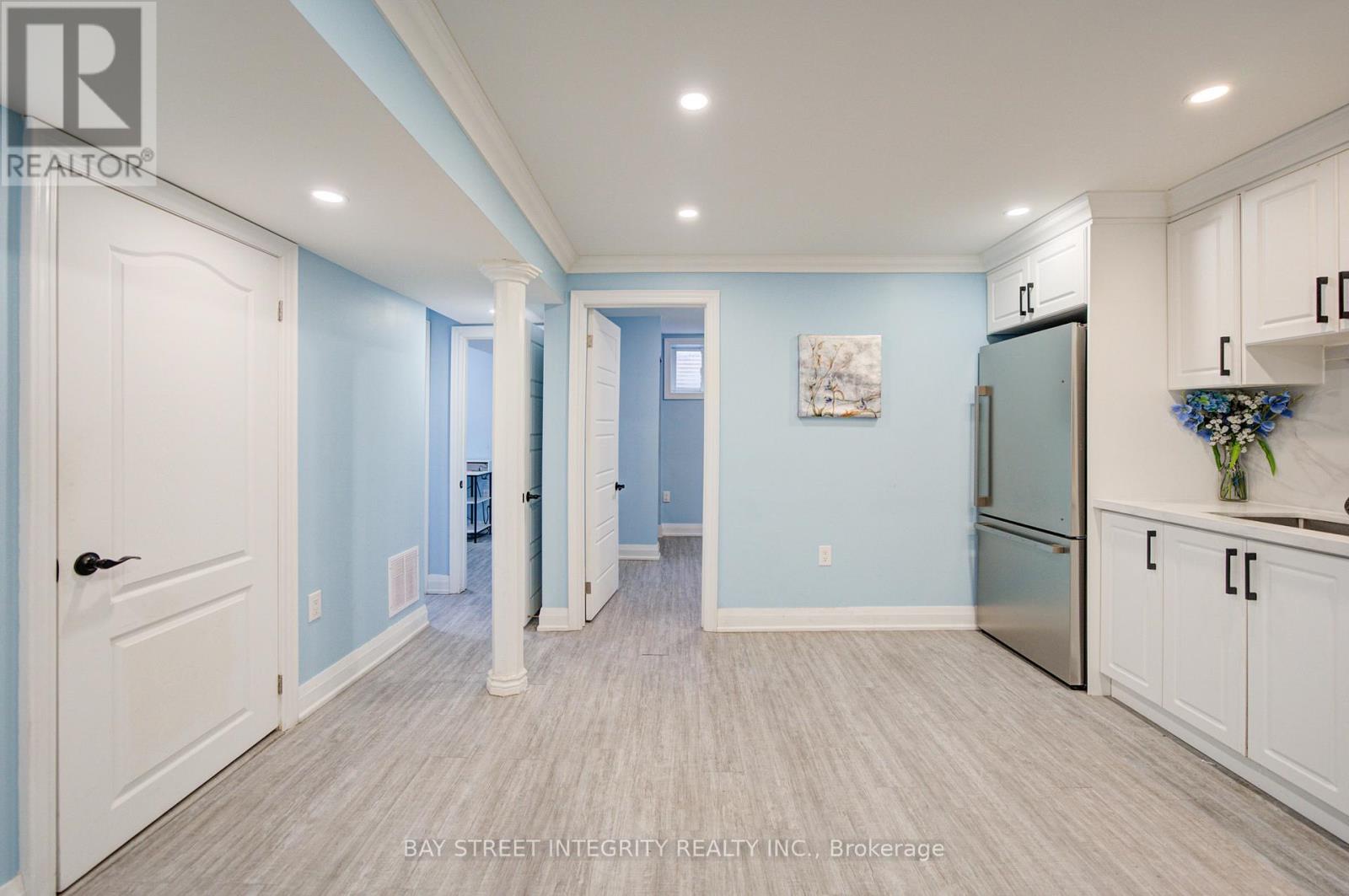 107 Autumn Glen Circle, Toronto, Ontario  M9W 6B3 - Photo 31 - W12792470