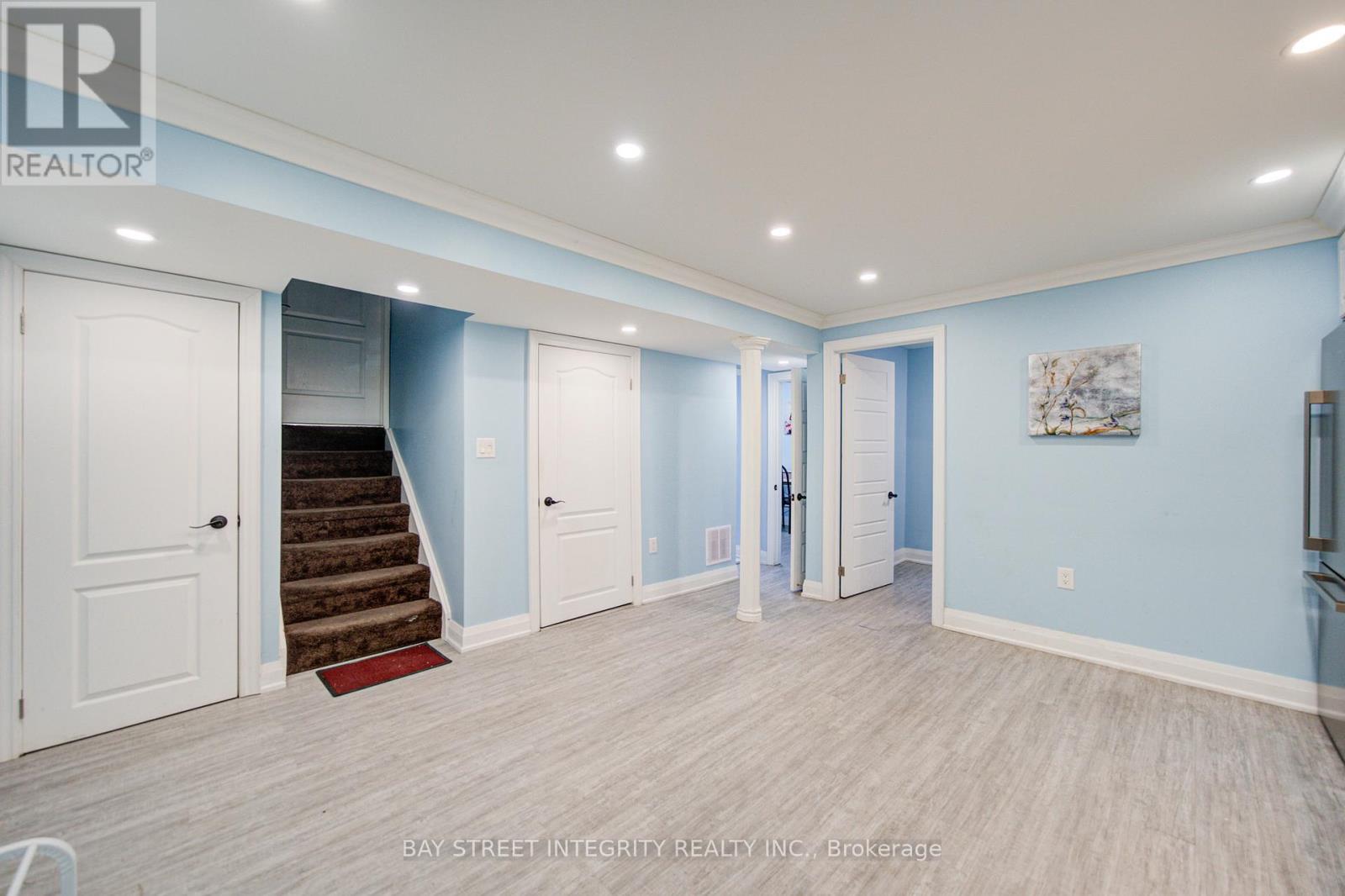 107 Autumn Glen Circle, Toronto, Ontario  M9W 6B3 - Photo 32 - W12792470