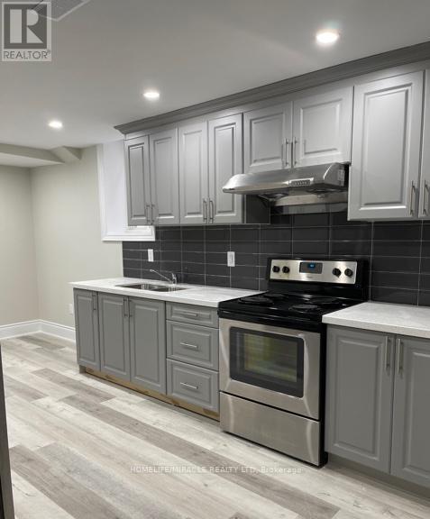 78 Saint Dennis Road, Brampton, Ontario  L6R 0B6 - Photo 13 - W12792494