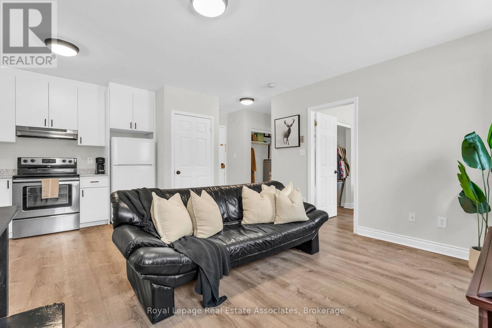 102 - 70 First Street, Orangeville, Ontario  L9W 2E5 - Photo 10 - W12792538