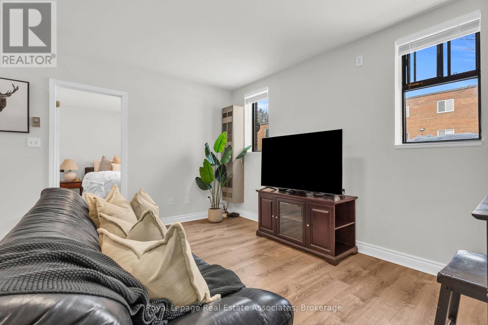 102 - 70 First Street, Orangeville, Ontario  L9W 2E5 - Photo 8 - W12792538