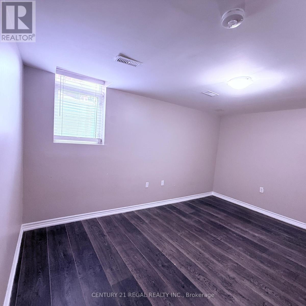 39 Laurentide Crescent, Brampton, Ontario  L6P 1Y3 - Photo 11 - W12792568