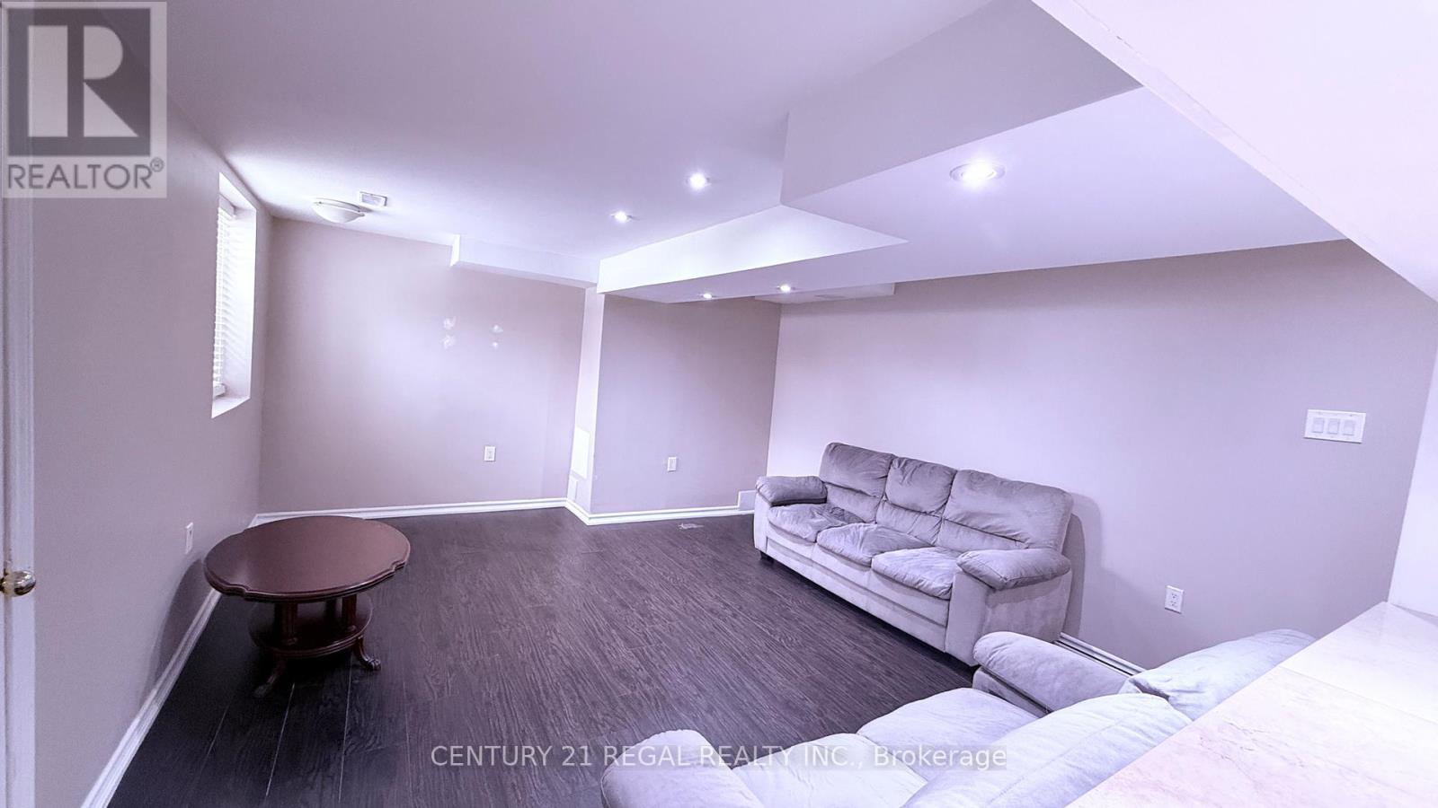 39 Laurentide Crescent, Brampton, Ontario  L6P 1Y3 - Photo 17 - W12792568