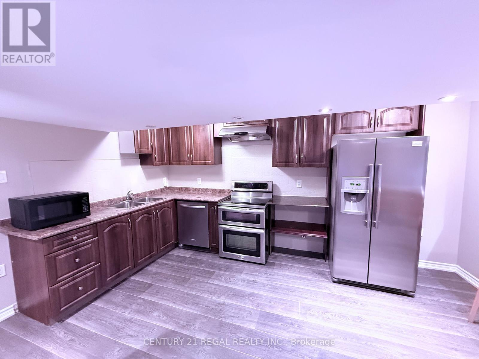 39 Laurentide Crescent, Brampton, Ontario  L6P 1Y3 - Photo 22 - W12792568