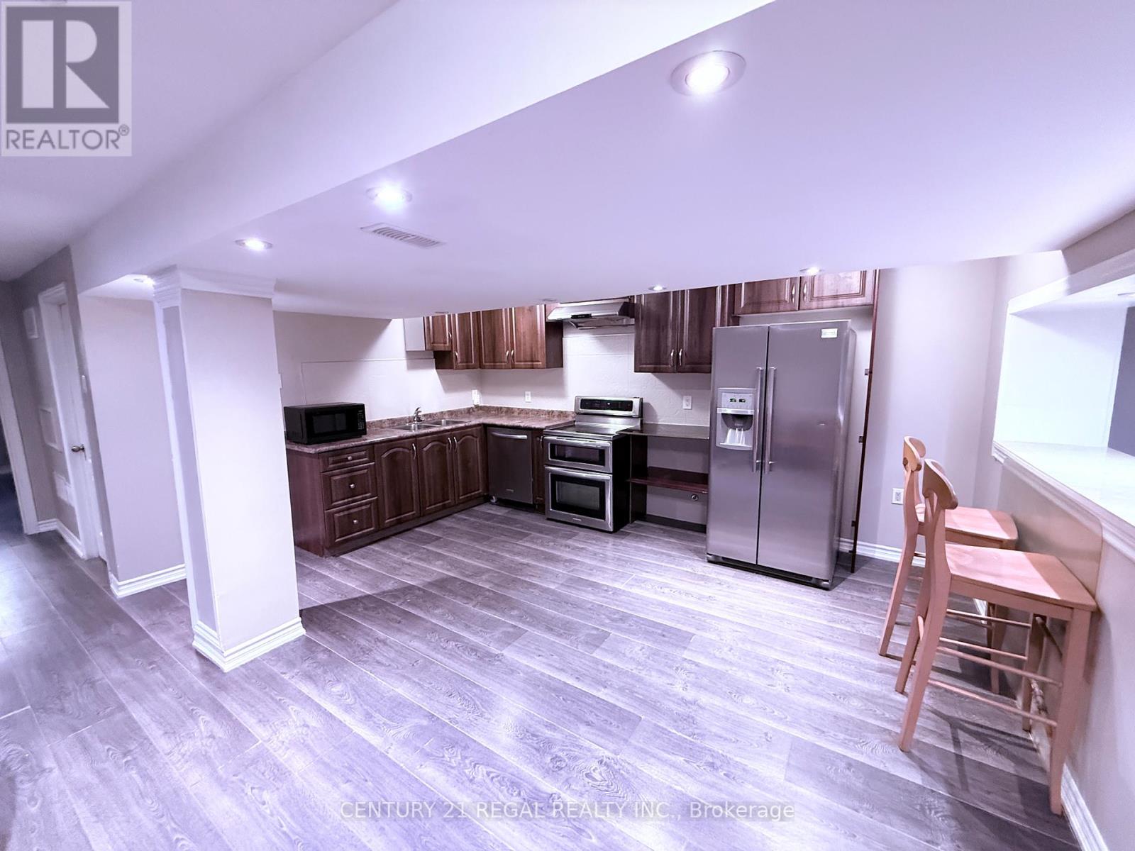 39 Laurentide Crescent, Brampton, Ontario  L6P 1Y3 - Photo 23 - W12792568