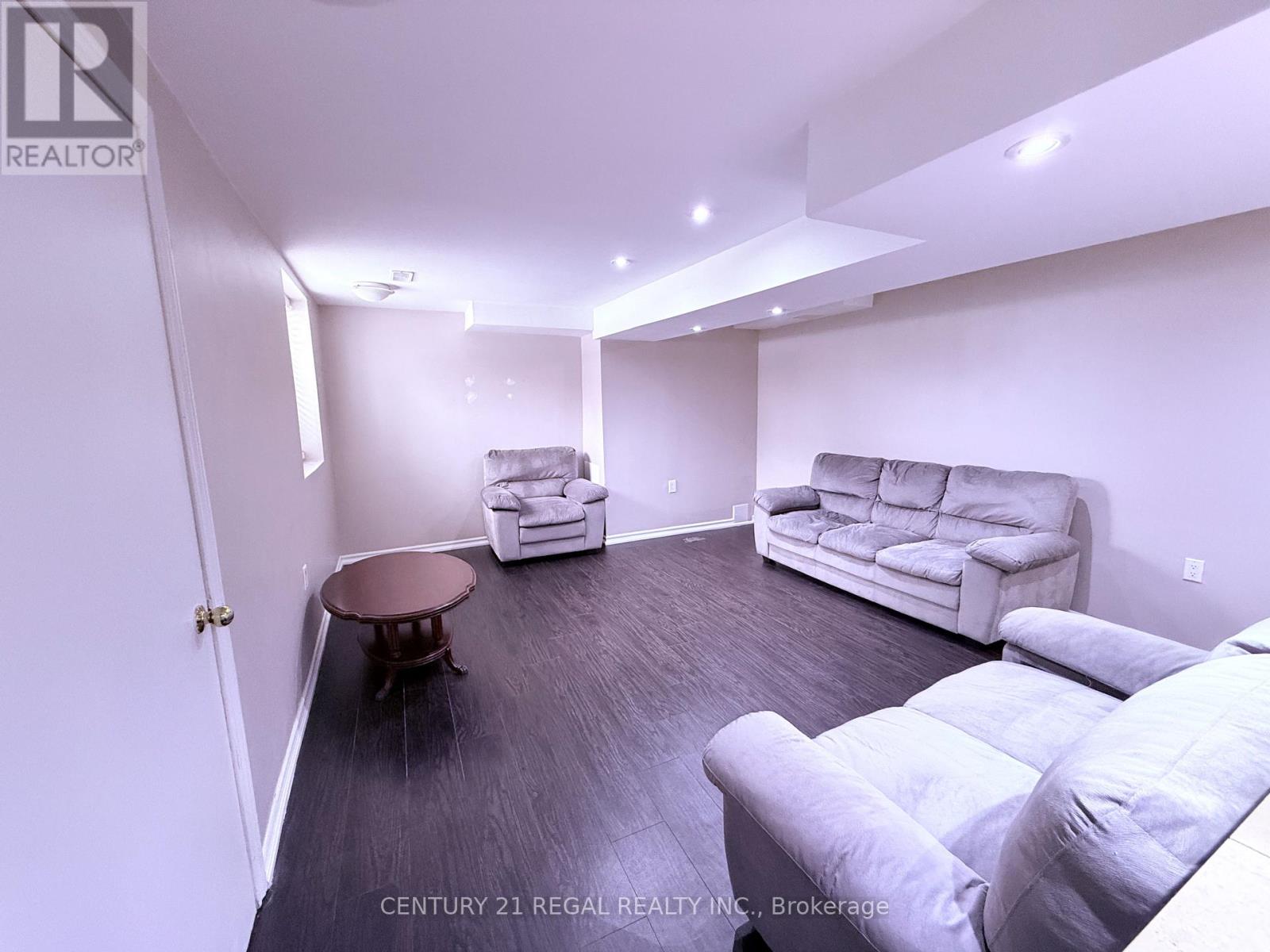 39 Laurentide Crescent, Brampton, Ontario  L6P 1Y3 - Photo 24 - W12792568