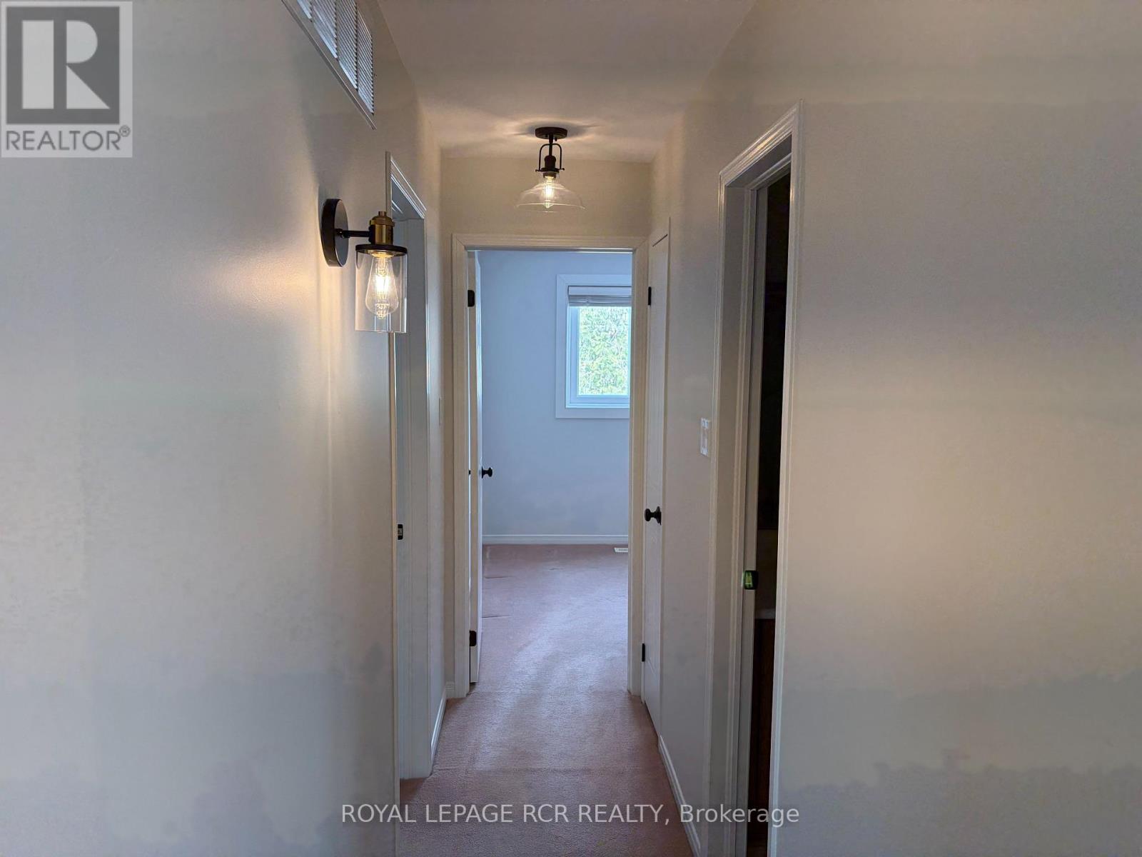 8 Lawton Court, Orangeville, Ontario  L9W 4X4 - Photo 13 - W12792574