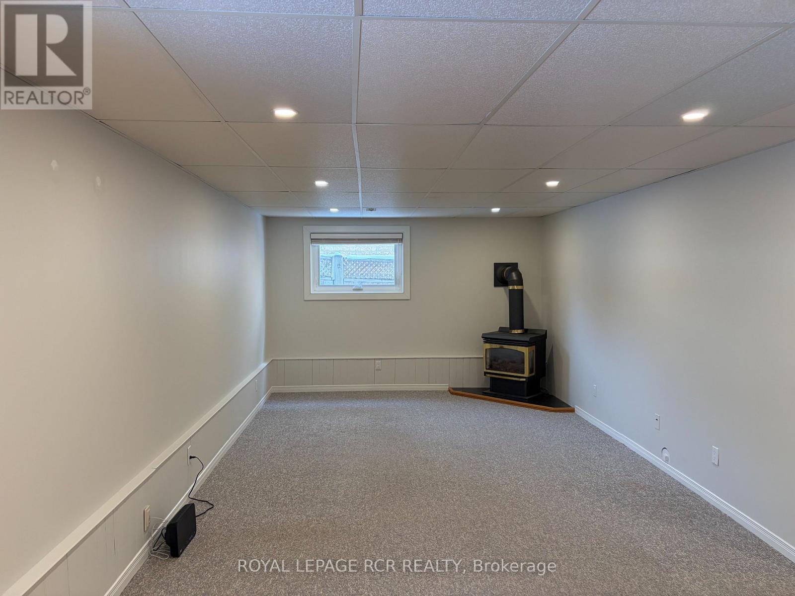 8 Lawton Court, Orangeville, Ontario  L9W 4X4 - Photo 19 - W12792574