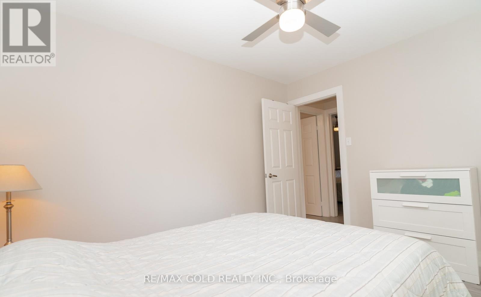 29 Devonshire Drive, Brampton, Ontario  L6T 3G5 - Photo 25 - W12792646