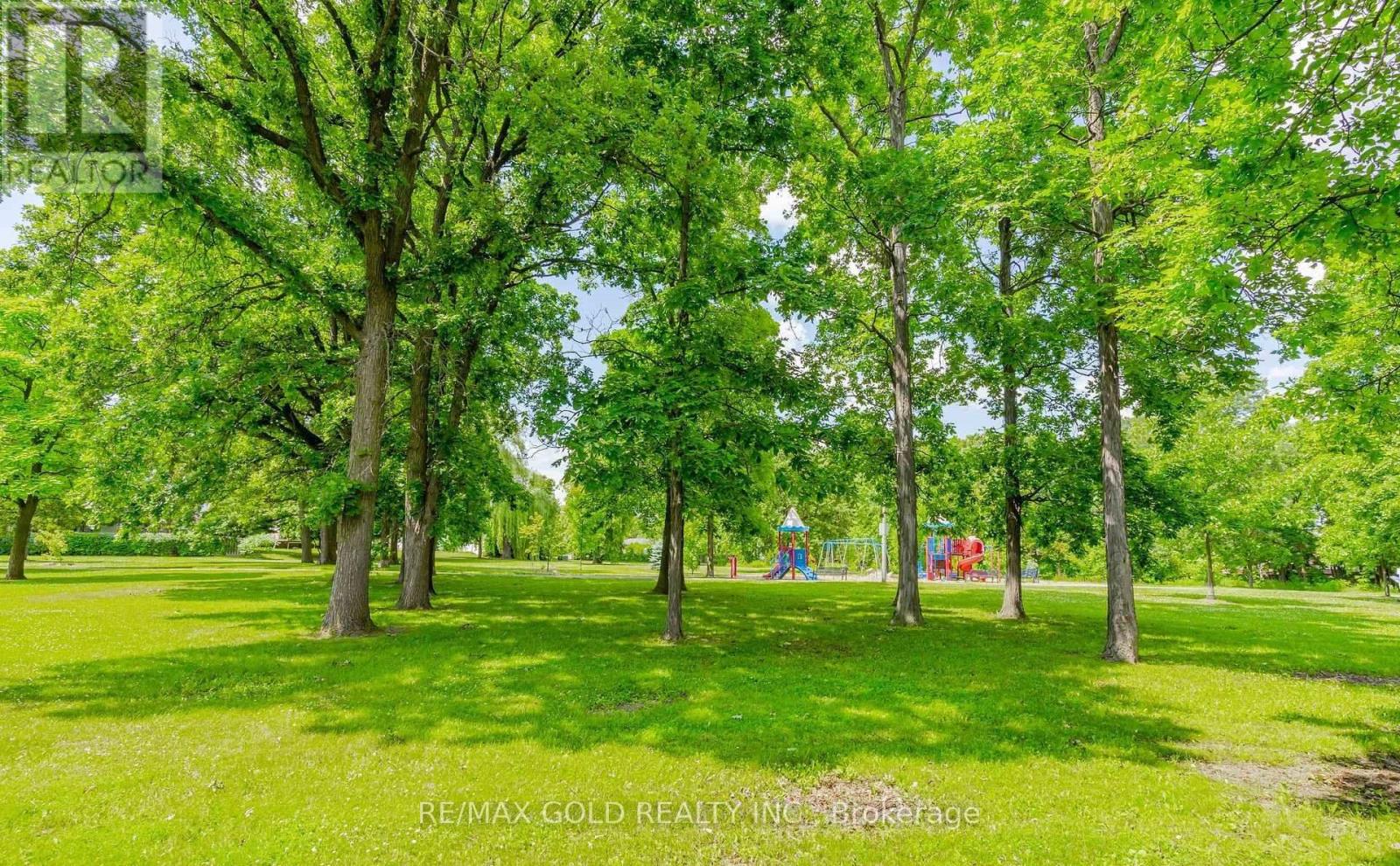 29 Devonshire Drive, Brampton, Ontario  L6T 3G5 - Photo 39 - W12792646