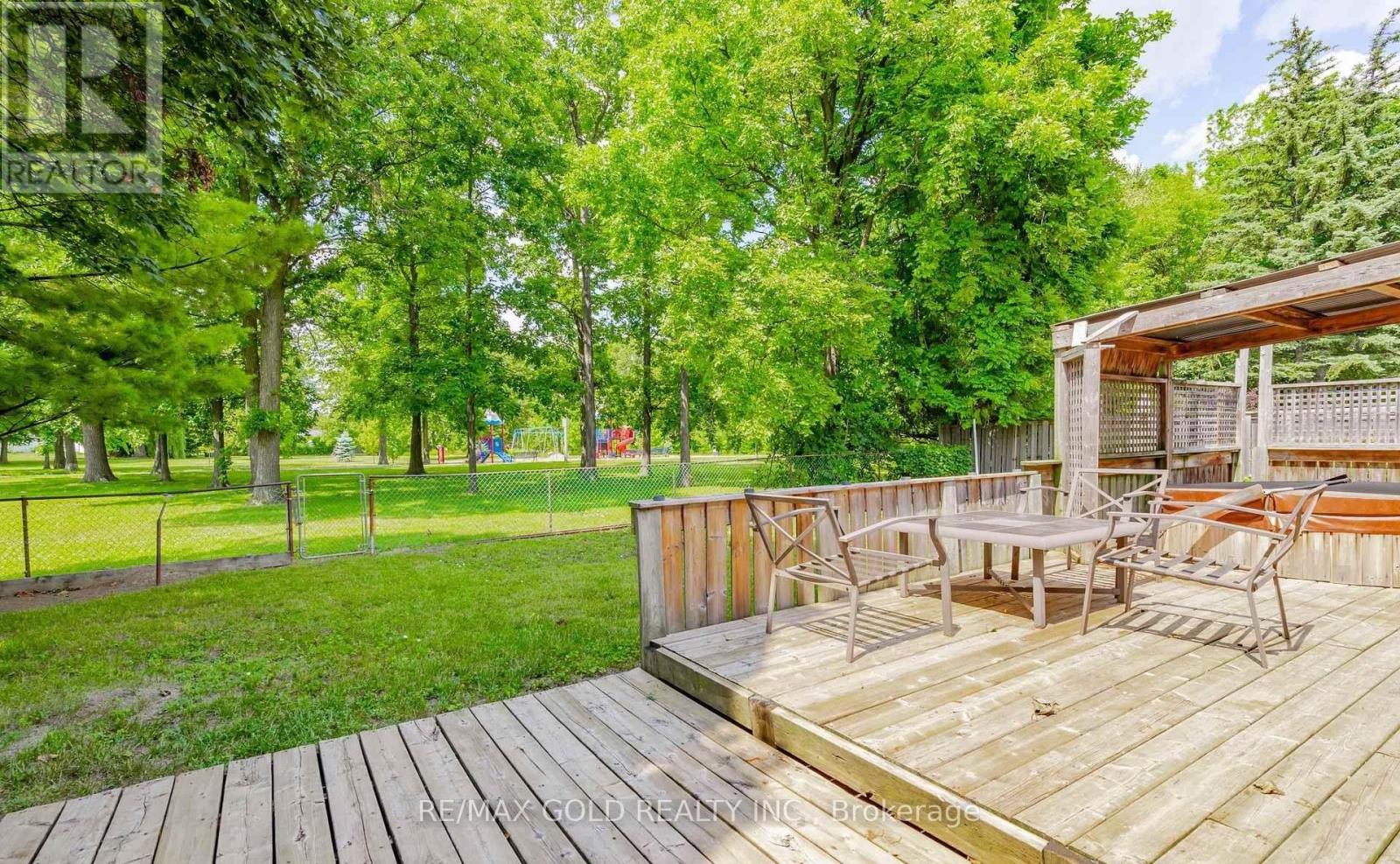 29 Devonshire Drive, Brampton, Ontario  L6T 3G5 - Photo 40 - W12792646