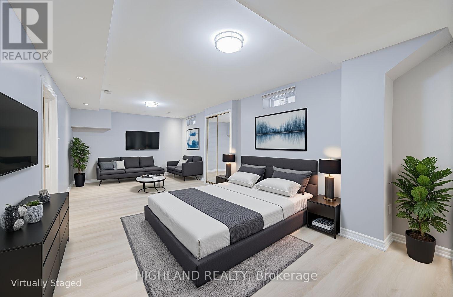 2070 Castlefield Crescent, Oakville, Ontario  L6H 5B3 - Photo 16 - W12792658