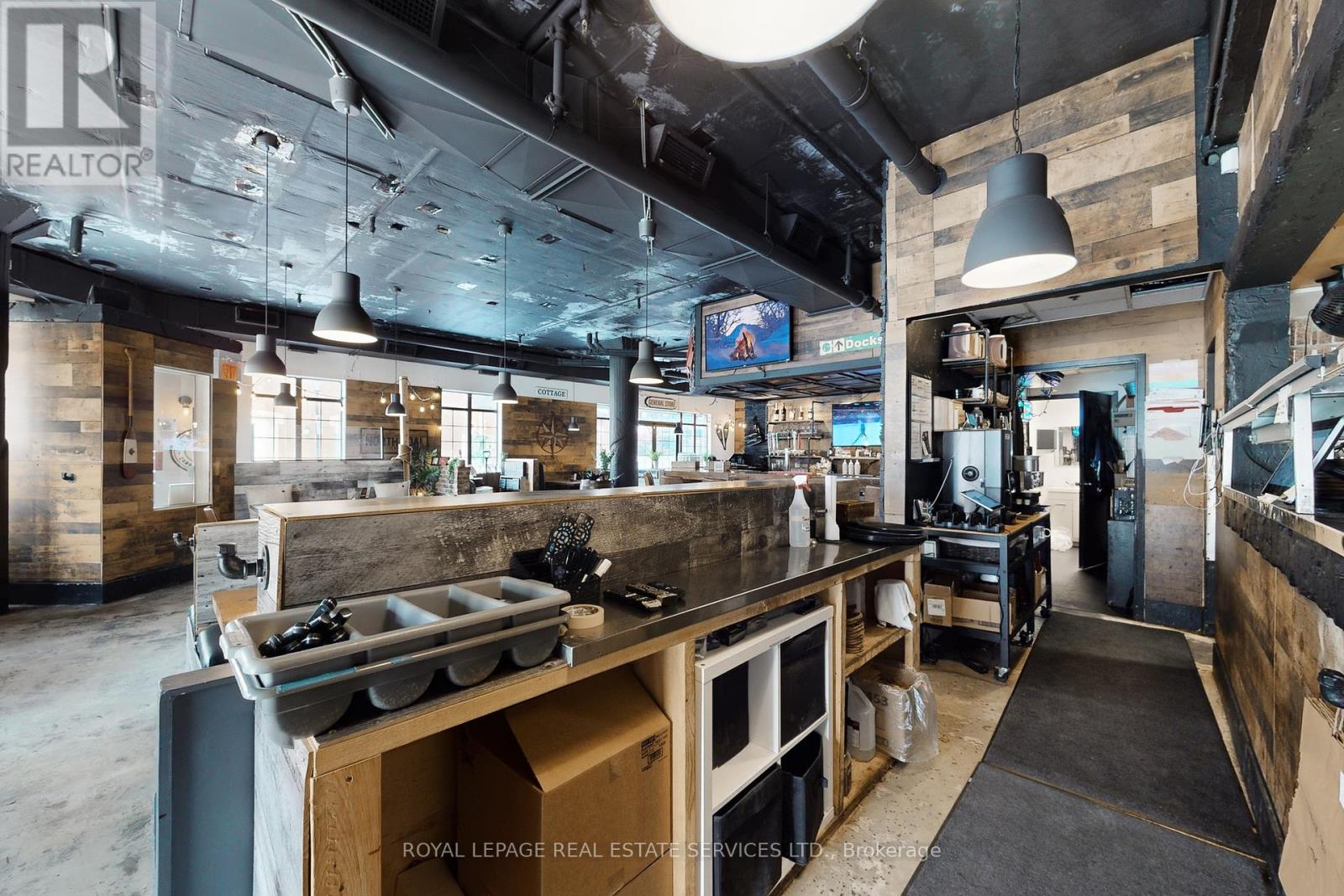 8, 9, 10 - 399 Elizabeth Street, Burlington, Ontario  L7R 0A4 - Photo 20 - W12792662