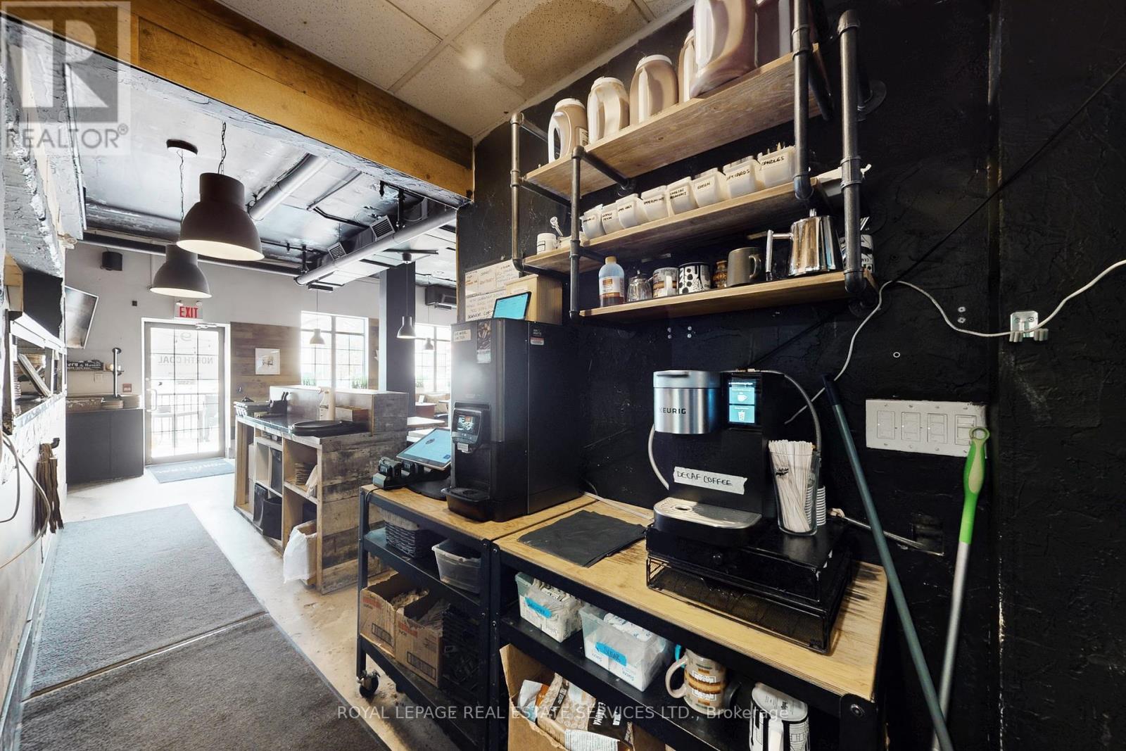 8, 9, 10 - 399 Elizabeth Street, Burlington, Ontario  L7R 0A4 - Photo 21 - W12792662