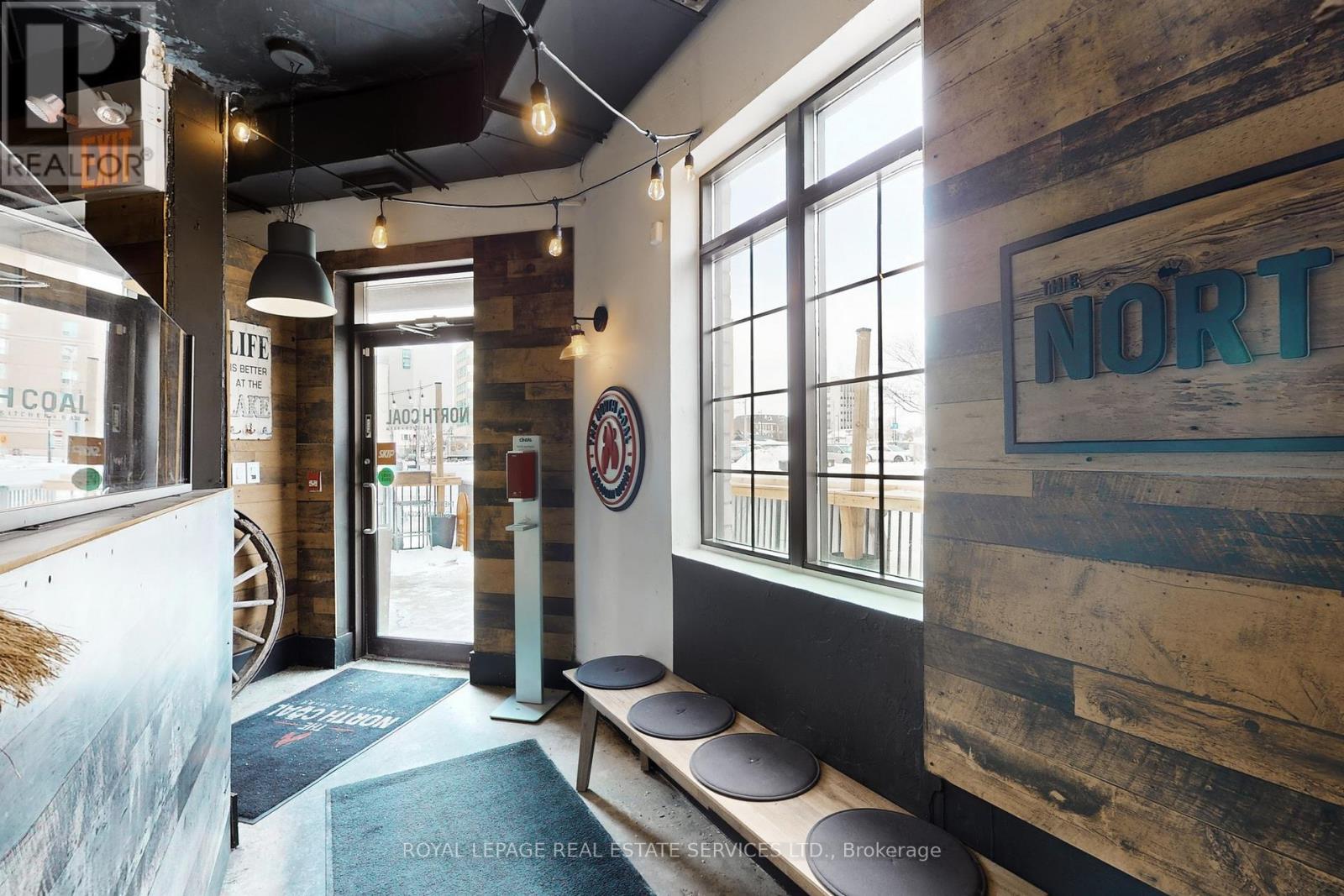 8, 9, 10 - 399 Elizabeth Street, Burlington, Ontario  L7R 0A4 - Photo 3 - W12792662