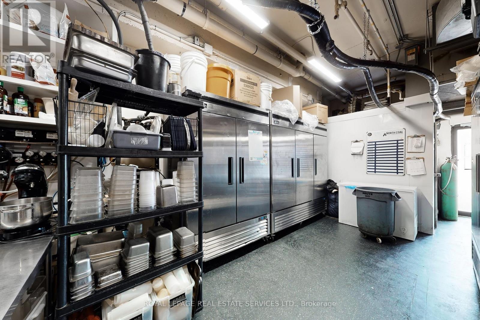 8, 9, 10 - 399 Elizabeth Street, Burlington, Ontario  L7R 0A4 - Photo 34 - W12792662