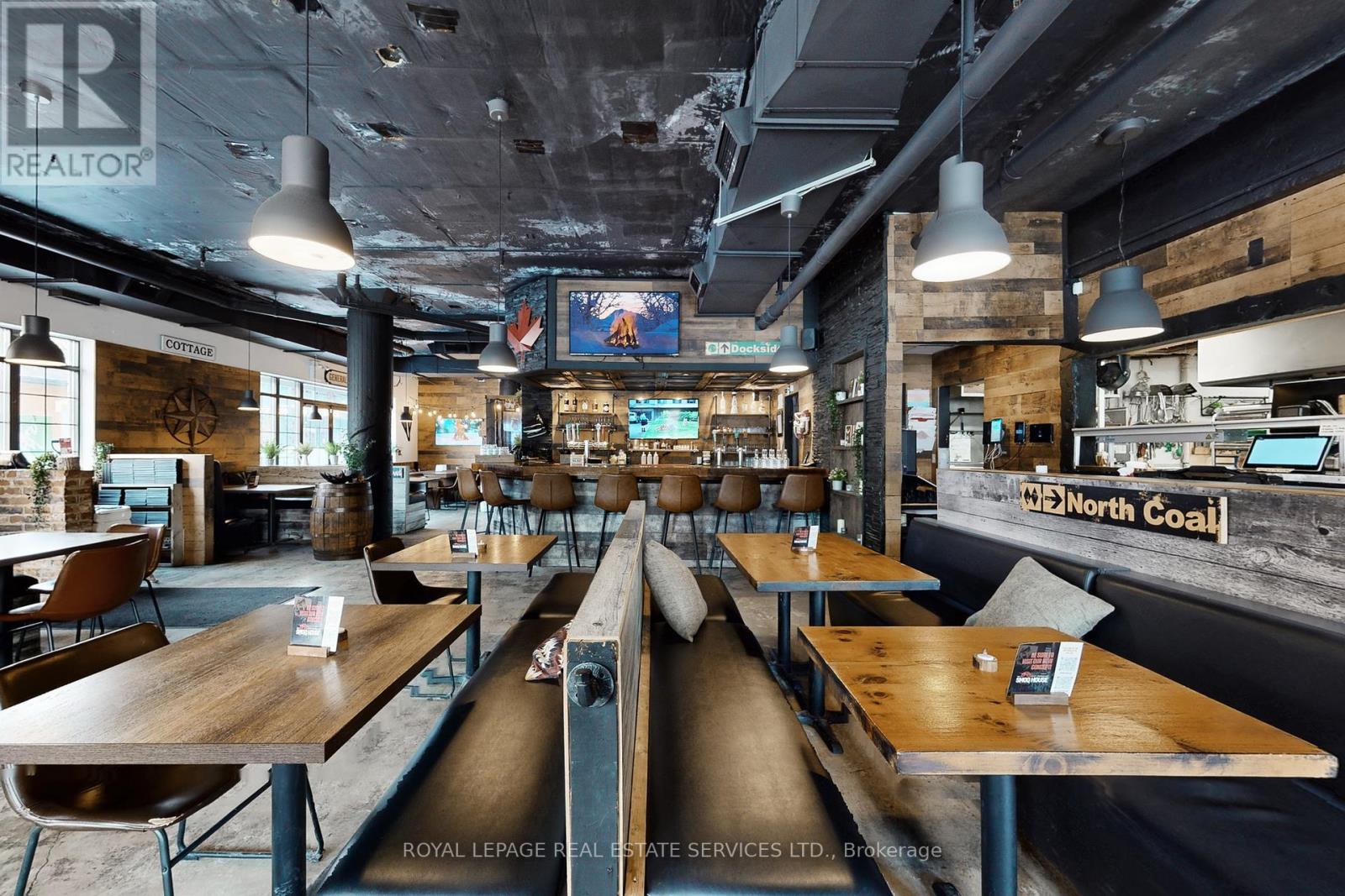 8, 9, 10 - 399 Elizabeth Street, Burlington, Ontario  L7R 0A4 - Photo 8 - W12792662