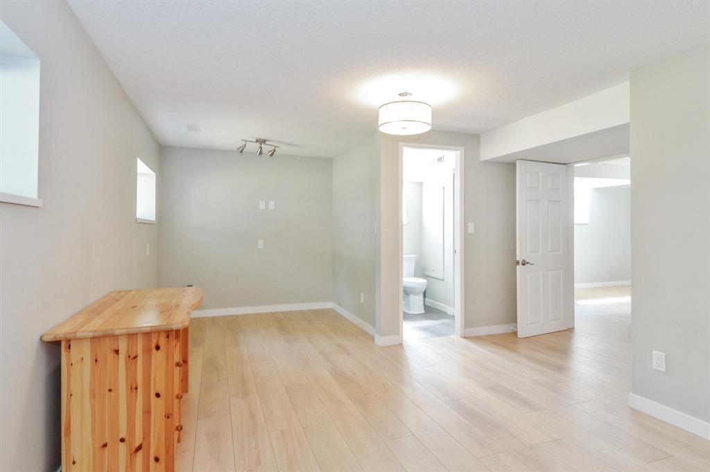 1910 196 Street, Langley, British Columbia  V2Z 2G4 - Photo 19 - R3089857