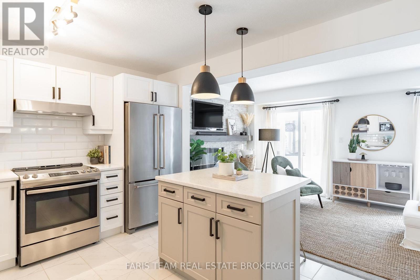 22 Spalding Crescent, Huntsville, Ontario  P1H 1C8 - Photo 14 - X12792478