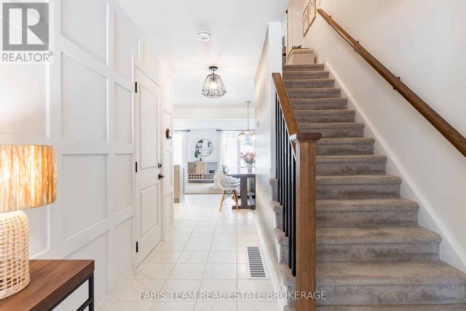 22 Spalding Crescent, Huntsville, Ontario  P1H 1C8 - Photo 7 - X12792478