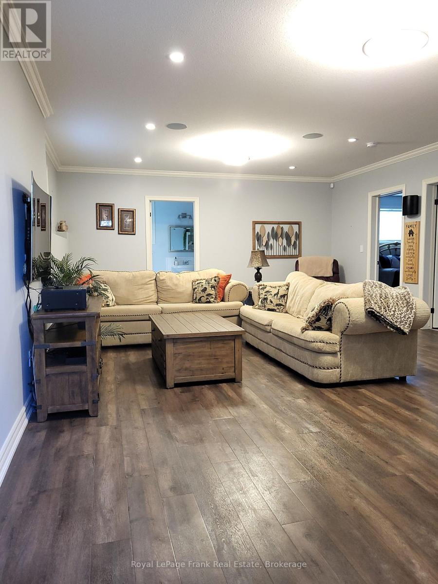 61 Frontier Drive, Niagara-On-The-Lake, Ontario  L0S 1J0 - Photo 26 - X12792488