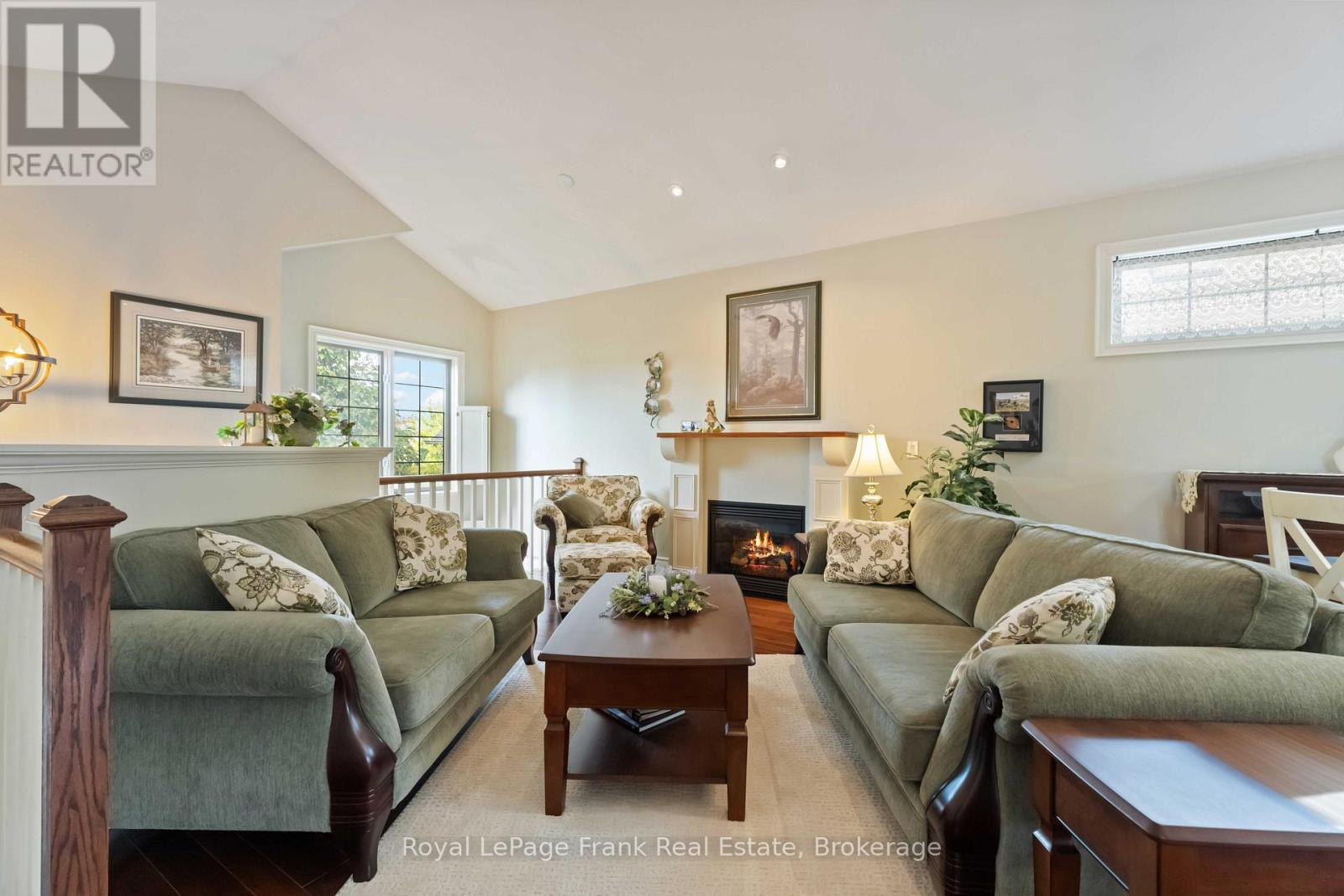 61 Frontier Drive, Niagara-On-The-Lake, Ontario  L0S 1J0 - Photo 6 - X12792488