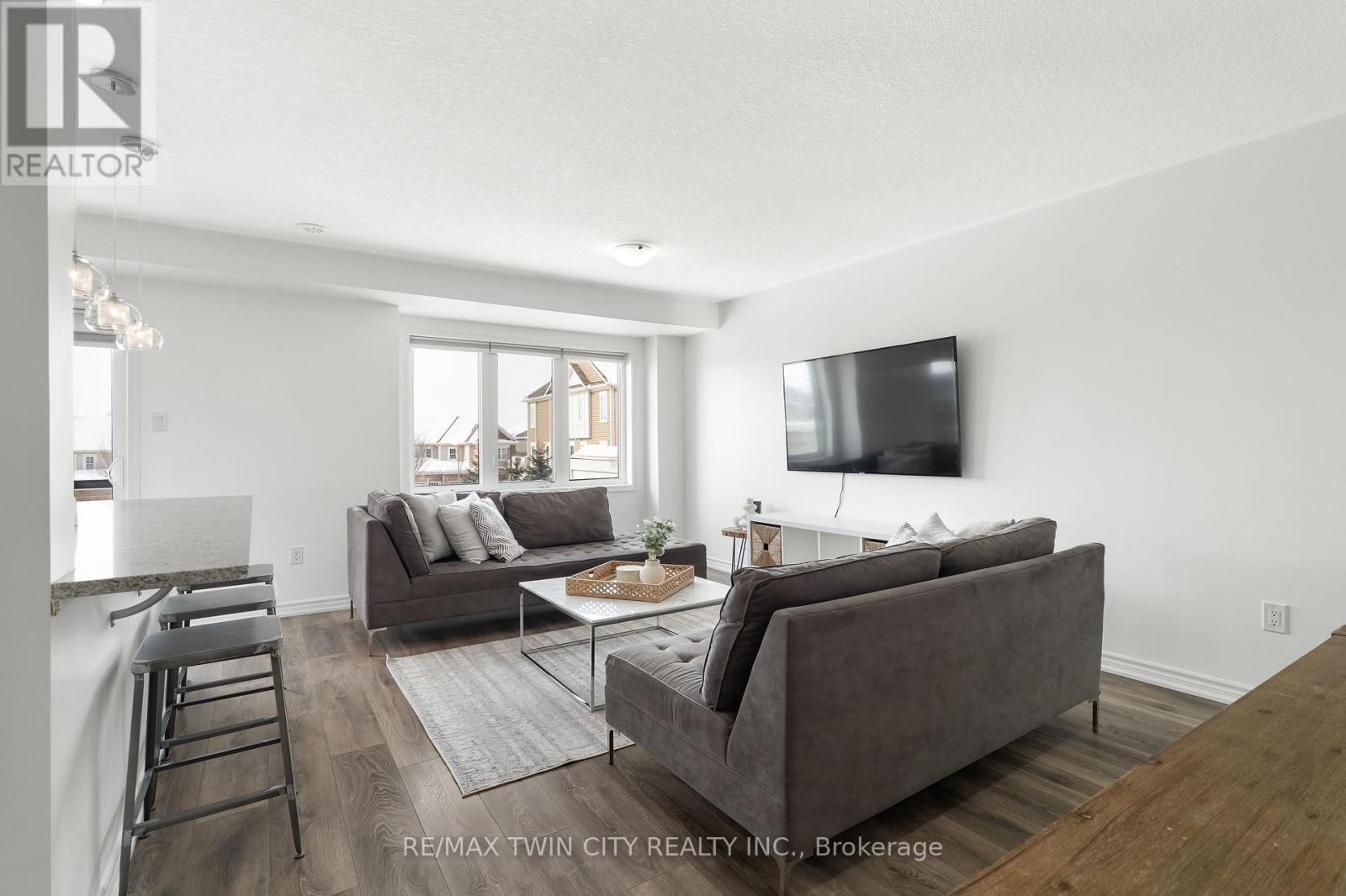 593 Goldenrod Lane, Kitchener, Ontario  N2R 0L7 - Photo 22 - X12792512