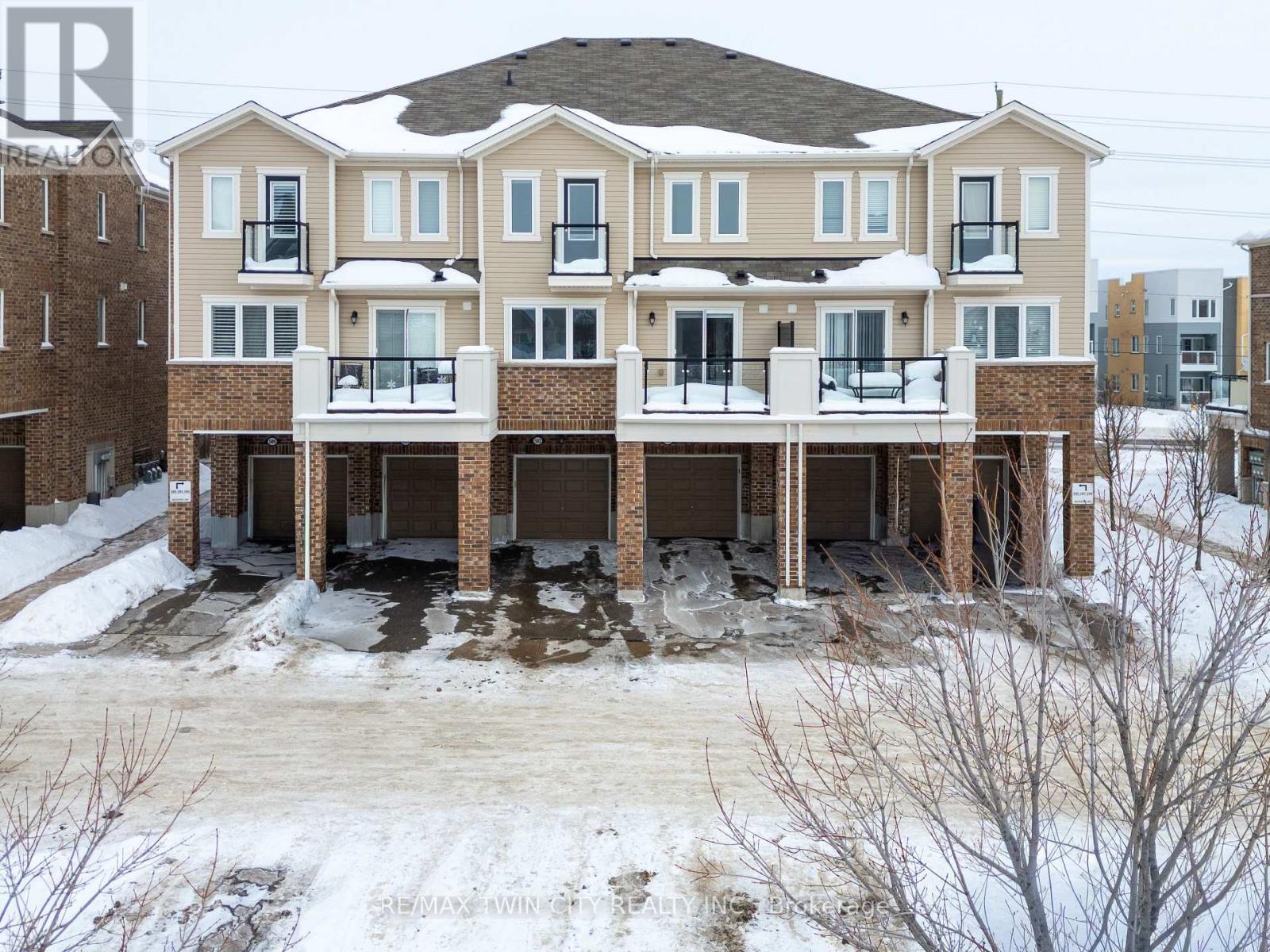 593 Goldenrod Lane, Kitchener, Ontario  N2R 0L7 - Photo 43 - X12792512