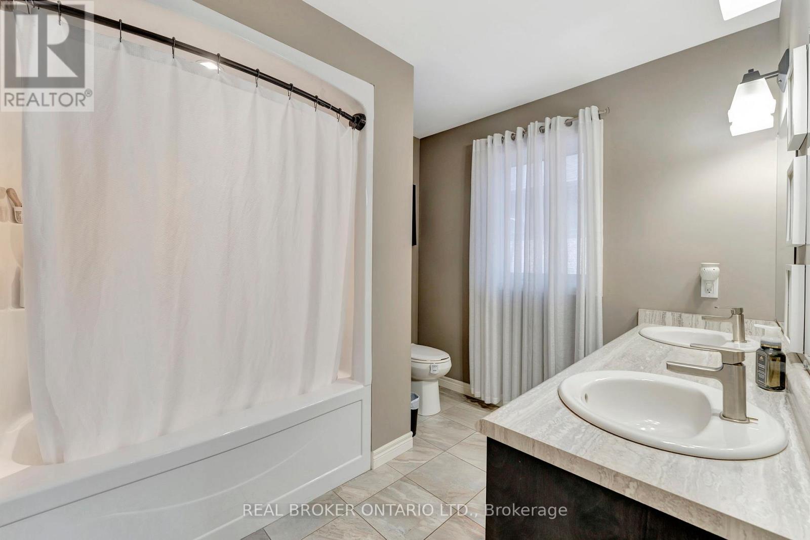 304 Courtland Street, Norfolk, Ontario  N4B 0A8 - Photo 21 - X12792684