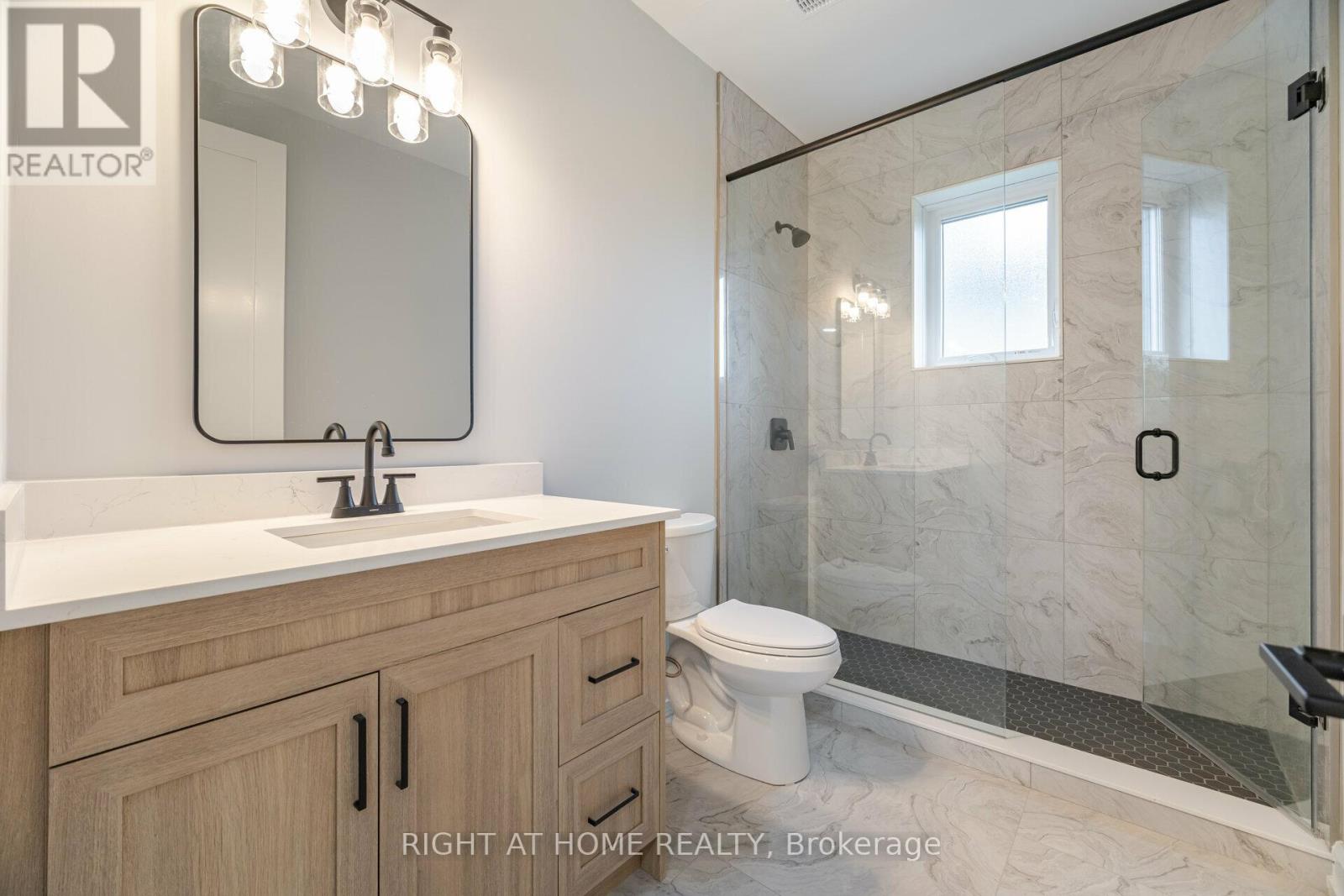 7934 Woodbine Street, Niagara Falls, Ontario  L2H 1C6 - Photo 14 - X12792726