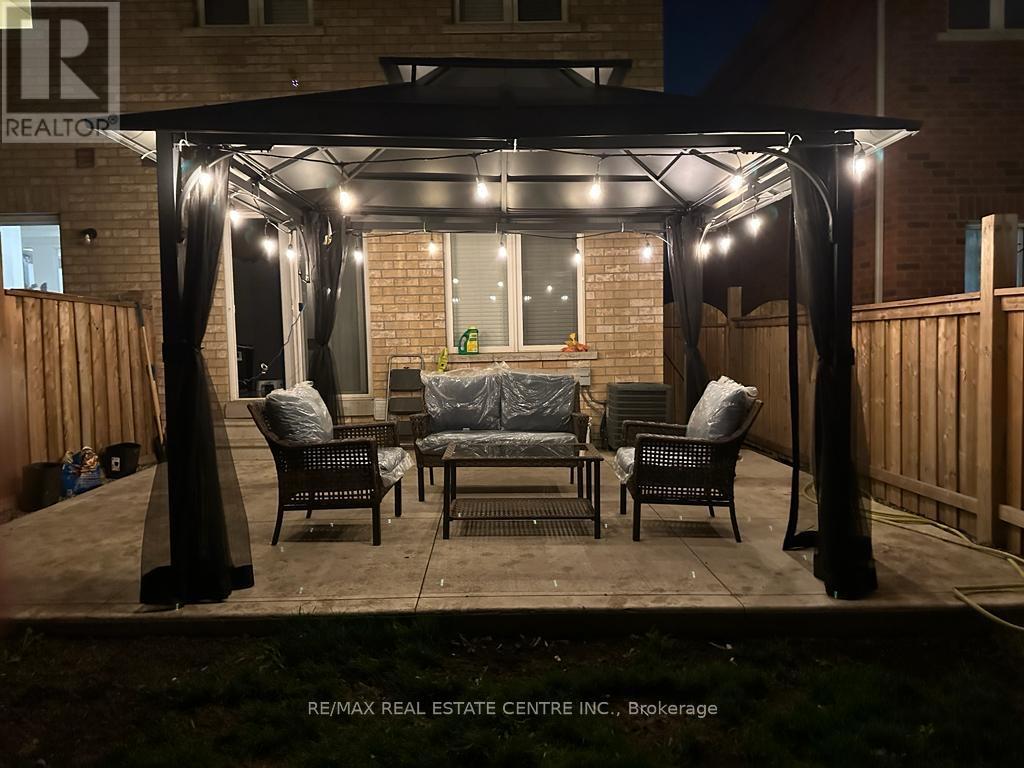 64 Cookview Drive, Brampton, Ontario  L6R 3T6 - Photo 46 - W12789612