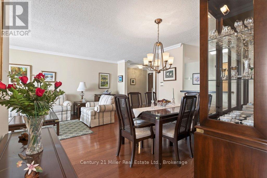 1605 - 1276 Maple Crossing Boulevard, Burlington, Ontario  L7S 2J9 - Photo 12 - W12792828