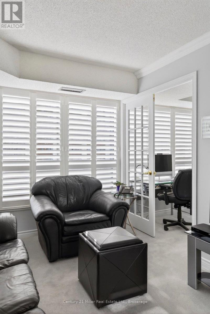 1605 - 1276 Maple Crossing Boulevard, Burlington, Ontario  L7S 2J9 - Photo 25 - W12792828