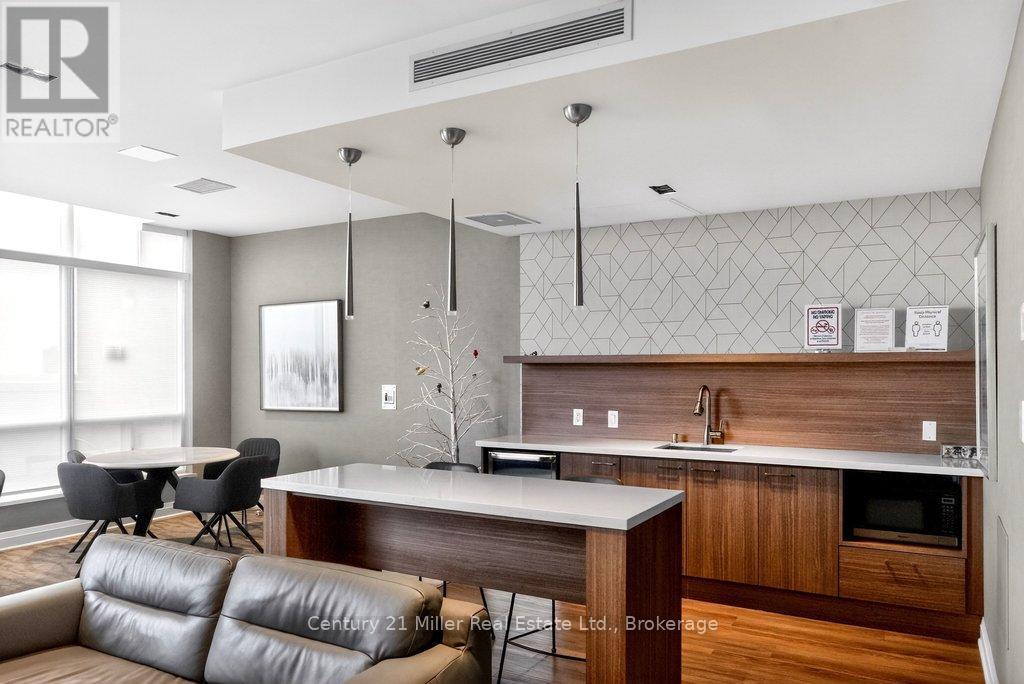 1605 - 1276 Maple Crossing Boulevard, Burlington, Ontario  L7S 2J9 - Photo 44 - W12792828