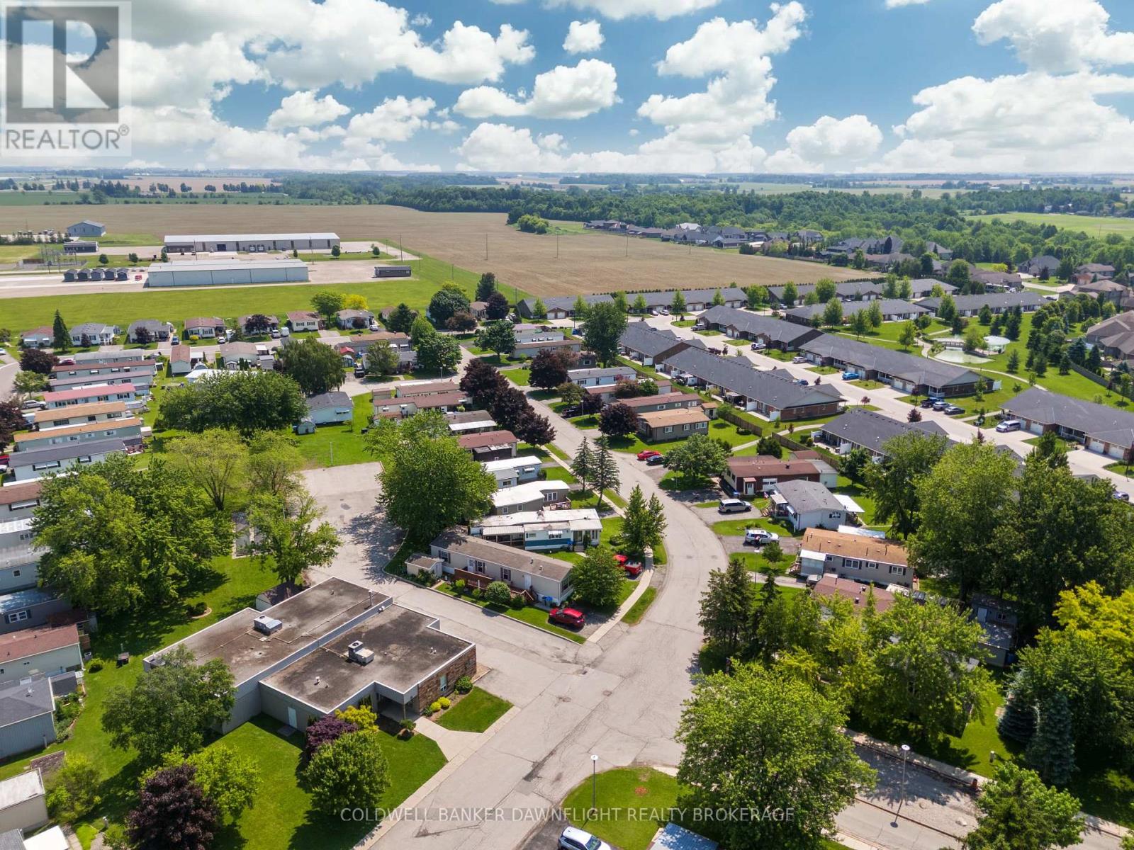 94 Redford Drive, South Huron, Ontario  N0M 1S3 - Photo 37 - X12792896